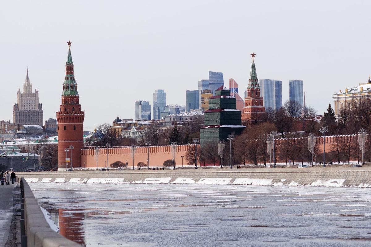 Зимний вид на Кремль и Москва-Сити