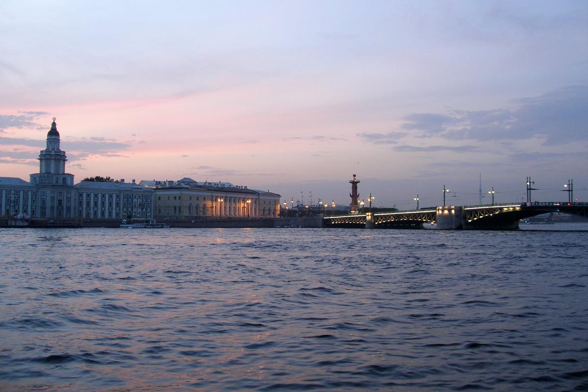 Нева ва пули Қаср бегоҳ